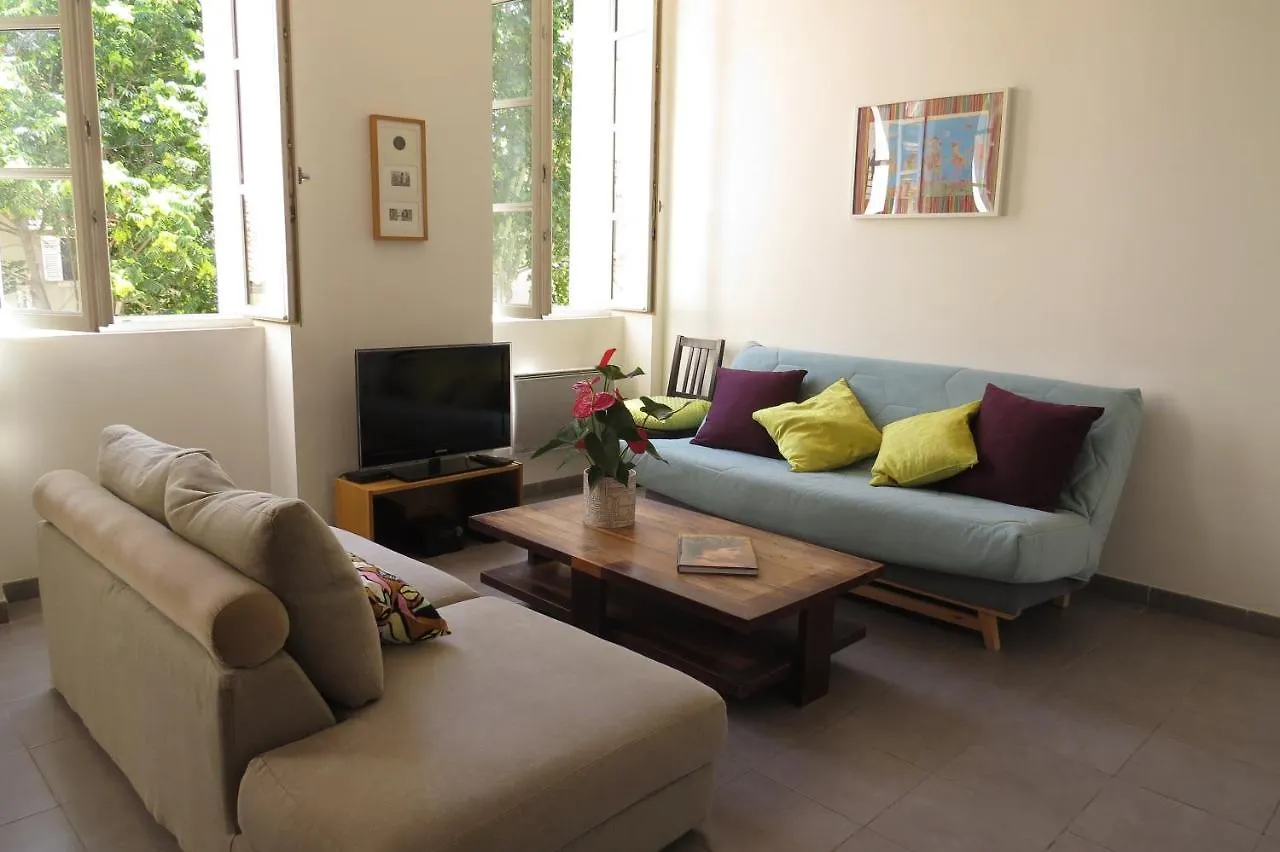 Appartement T3 calme et lumineux en hypercentre Marseille